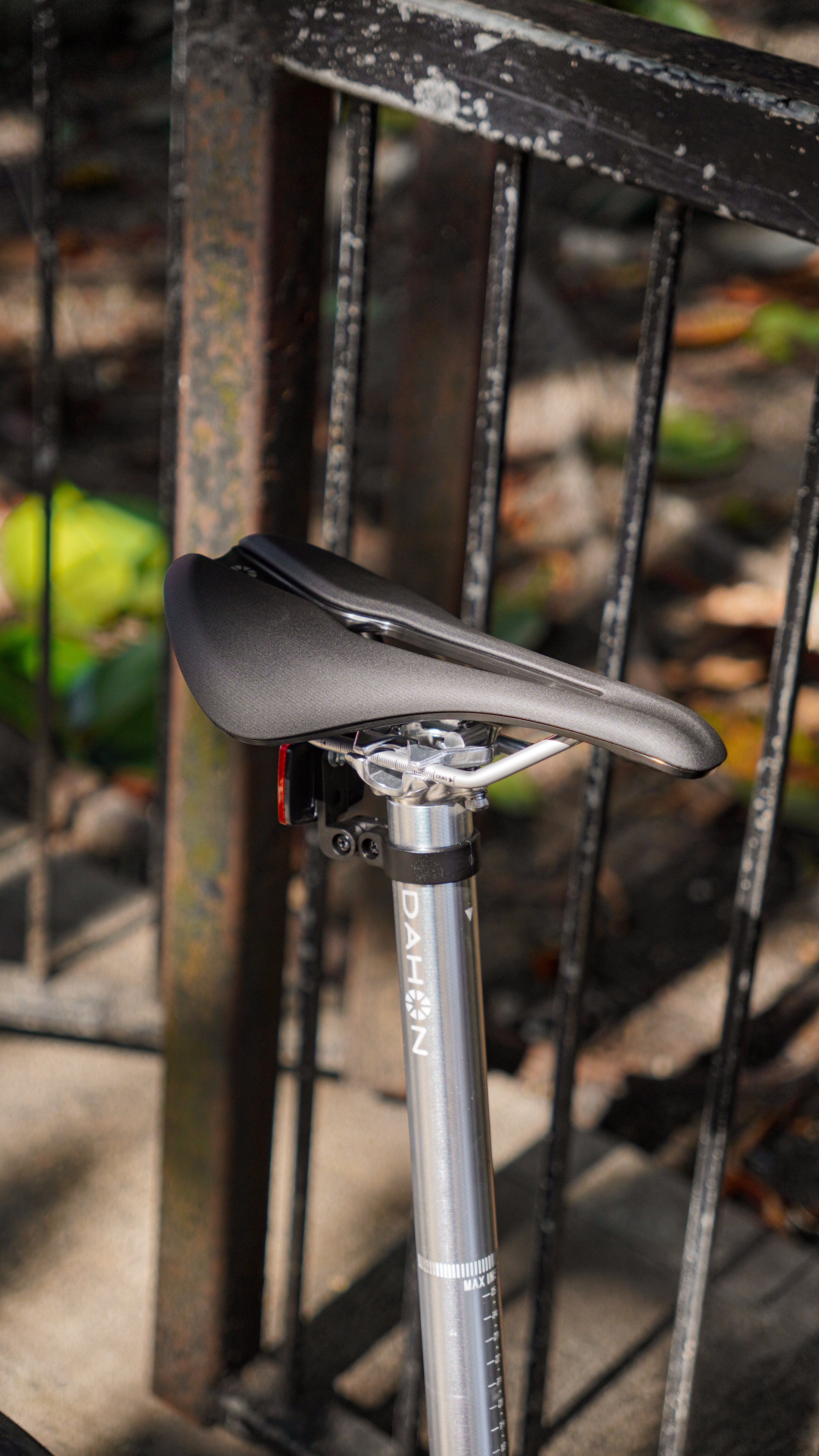 DAHON MU PRO FOLDING BIKE-PKA015-20"(DISC BRAKE)