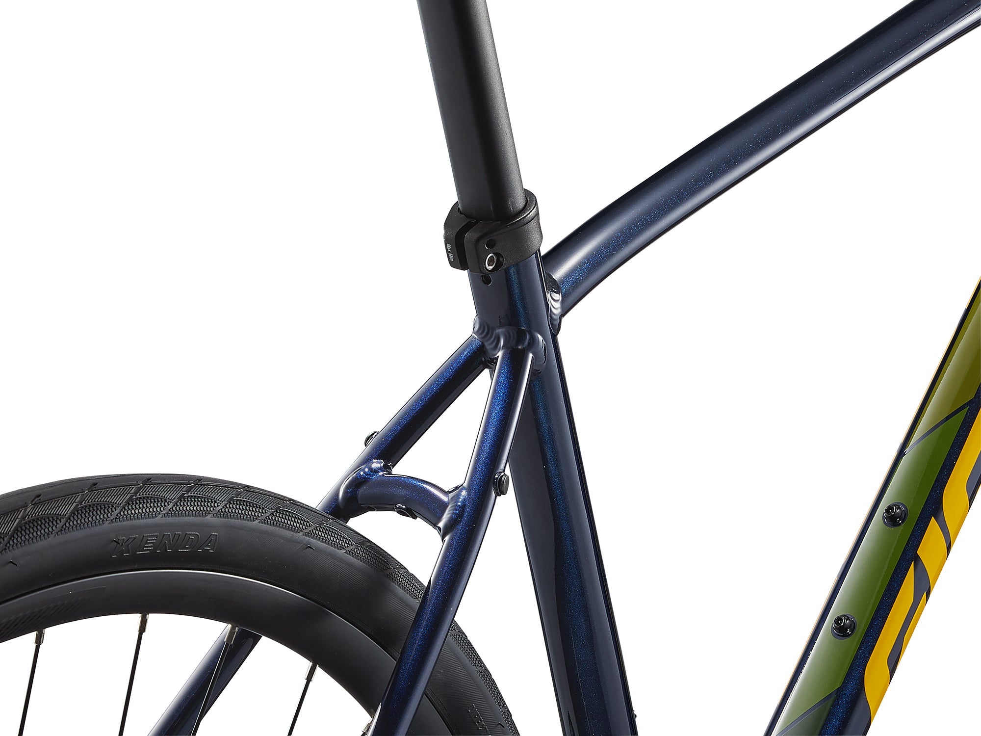 Giant 2027 Escape 3 Disc Road Bike