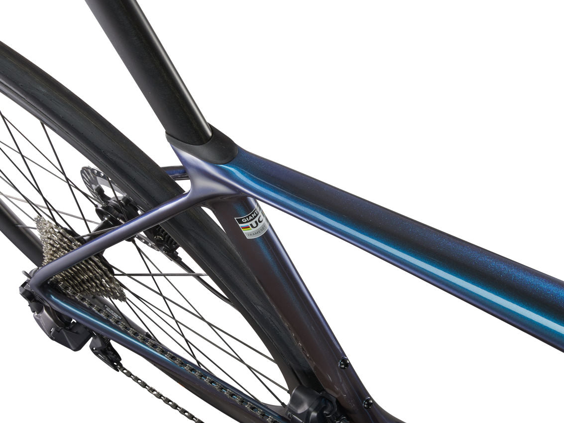 Giant 2025 TCR Advanced Pro 0 KOM 公路車/ Giant 2025 TCR Advanced Pro 0 KOM Road Bike