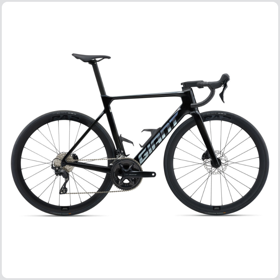 Giant 2025 TCR Advanced Pro 0 KOM road bike in Ocean Twilight colorway featuring Shimano Ultegra Di2 drivetrain