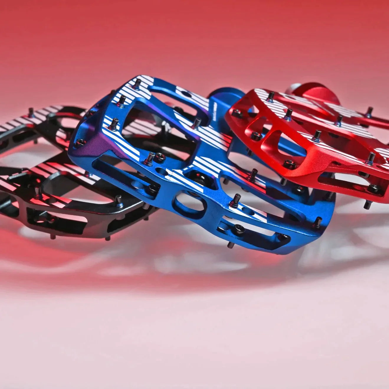 E13 PLUS mountain bike pedals/E13 PLUS FLAT PEDALS